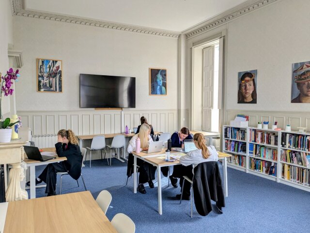 Beaulieu Sixth Form: Live, Learn, Lead | Beaulieu Convent School - Jersey